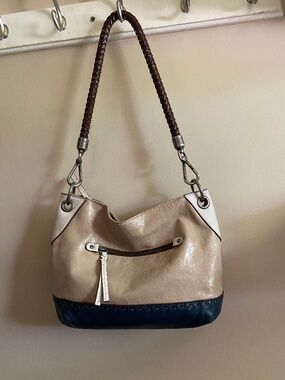 The Sak leather shoulder bag great condition
